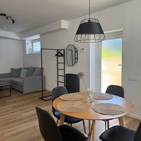 Lejlighed The Modern Center Flat - Steps To Shopping And Smiltyne Ferry *